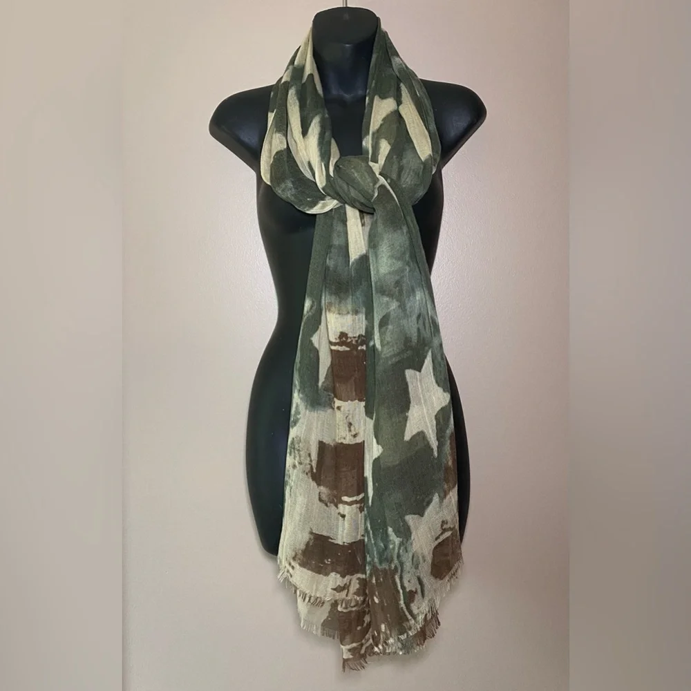 Collection XIIX Free Spirit American Flag Wool Blend Lightweight Scarf Ladies OS